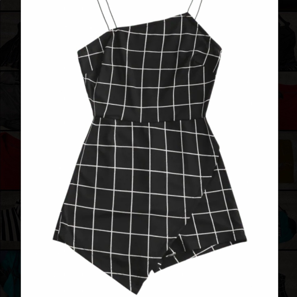 Bungee Strap Grid Romper - Picture 1 of 3